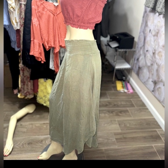 Final touch High waisted Boho Sage smocked waist Gauze Midi Skirt w Pockets M - Picture 2 of 15